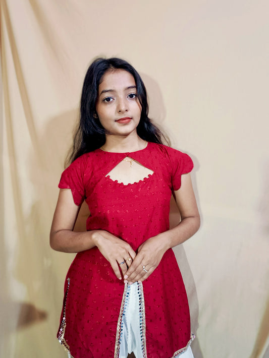 S11 – 90s OG Chikankari Kurti